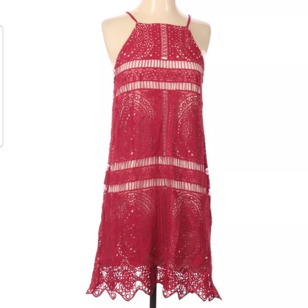 FRANCESCAS RED CROCHET LACE DRESS/ NUDE LINING SZ XS